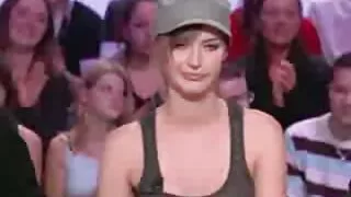Strâns excitat penisul ciocane strâmt filme sexi gratuite păsărică