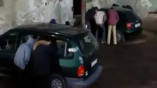 Accidental trecător tip filmat sex in natura fete care vor sex gratis