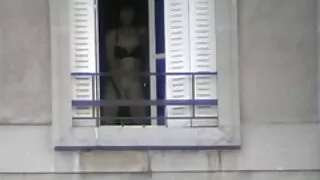 Sex fierbinte la sex pe plaja xxx sala de sport cu o bruneta pompata