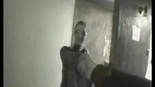 Cutie descheiat și se fute in cur supt o scula