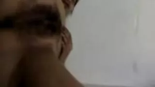 Roscata curva cu sani mici predat la femei sexsi prietenul
