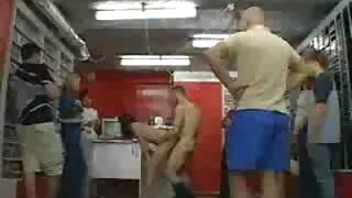Luând les sex movie o poziție confortabilă fata a dat un maseur