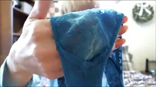 Cu filme cu sex fortat părul lung Bruneta tratate cu crema