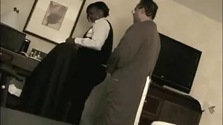 Lisa se masturbeaza si suge noul ei prieten ' sex frate cu sora s nemernic